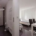Am Rosenplatz,24 Stunden Check In, Kueche, Kostenfreie Parkplaetze 2*