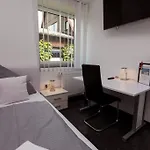 Am Rosenplatz,24 Stunden Check In, Kueche, Kostenfreie Parkplaetze Szálloda 2*