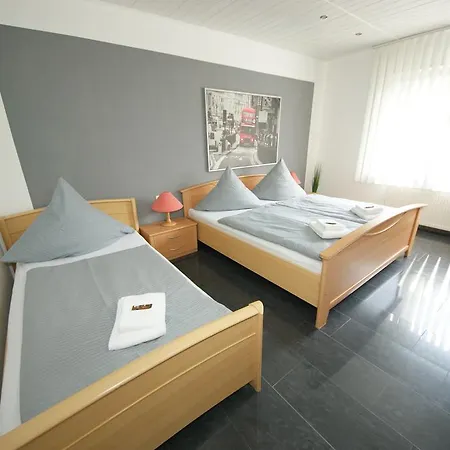 Am Rosenplatz,24 Stunden Check In, Kueche, Kostenfreie Parkplaetze فندق 2*