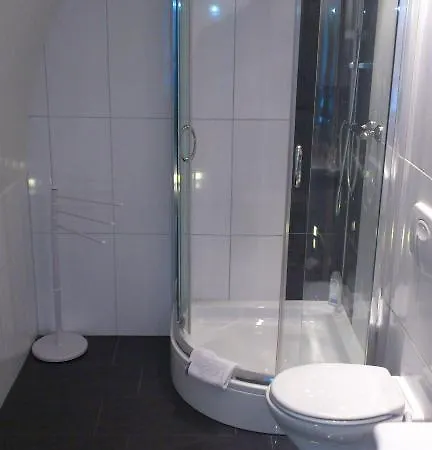 Garni - Am Rosenplatz,24 Stunden Check In, Kostenfreie Parkplätze Hotel Brechtorf