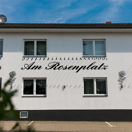 酒店 Am Rosenplatz,24 Stunden Check In, Kueche, Kostenfreie Parkplaetze