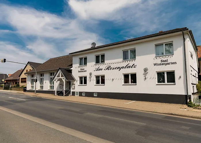 Szálloda Am Rosenplatz,24 Stunden Check In, Kueche, Kostenfreie Parkplaetze