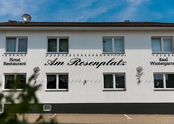 Szálloda Am Rosenplatz,24 Stunden Check In, Kueche, Kostenfreie Parkplaetze