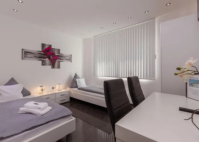 Am Rosenplatz,24 Stunden Check In, Kueche, Kostenfreie Parkplaetze 2*